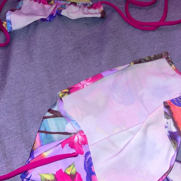 Tropical Print Bikini Set with Pink Accents - Picture 3 of 3